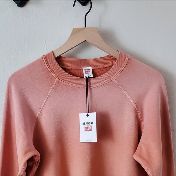 Re/done Hanes Classic Raglan Crewneck Sweatshirt Faded Clay Size Small NWT - Picture 9 of 11